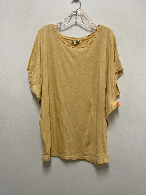 Top Short Sleeve By Wonderly In Yellow, Size: L Youthful Men's Pop