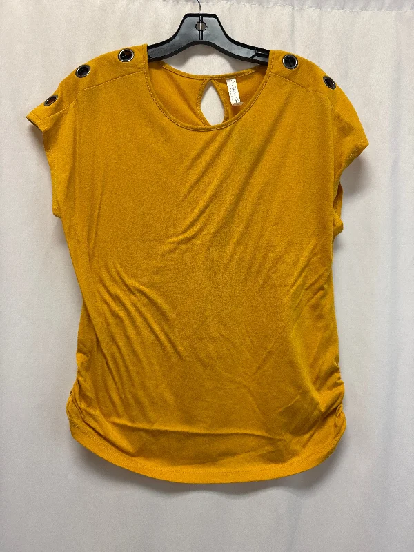 Top Short Sleeve By Perseption Concept In Yellow, Size: M Relaxed Men's Australian 