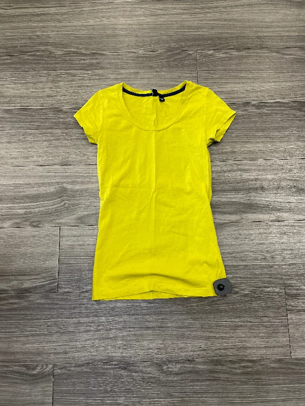 Top Short Sleeve By Cynthia Rowley In Yellow, Size: S Modern Men's 