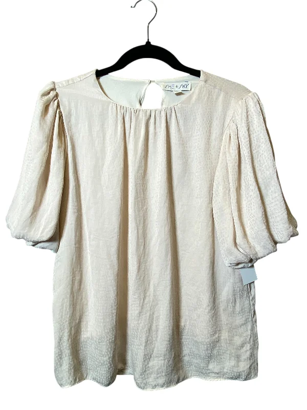 Top Short Sleeve By She + Sky In Cream, Size: S Elegant Men's Cashmere