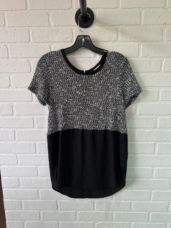 Top Short Sleeve By Lily White In Black & White, Size: M Hip Men's Urban