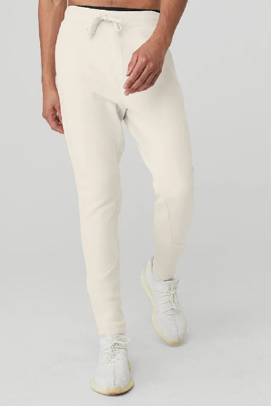 The Triumph Sweatpant - Bone